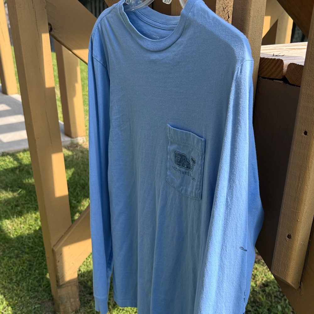 Vineyard Vines Men's Light Blue Long Sleeve Tee Small